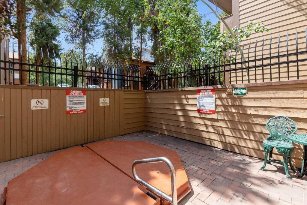 Downtown Chalet Close To Main St With Pool And Hot Tub Breckenridge Buitenkant foto